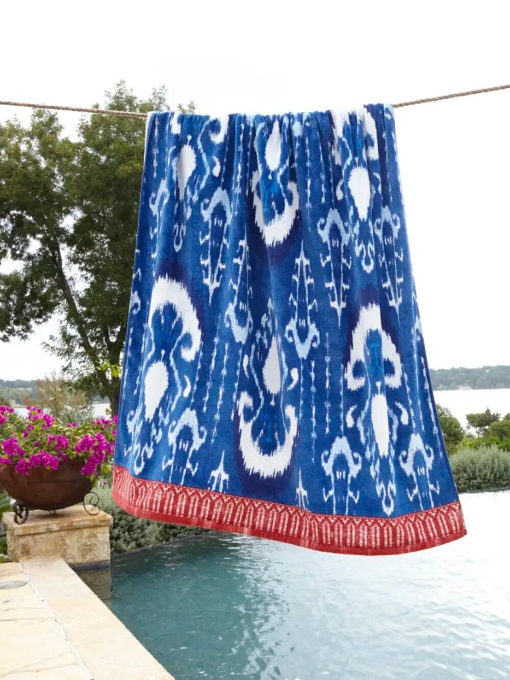 John Robshaw Vaya Indigo Ikat Print Beach Towel - NEW